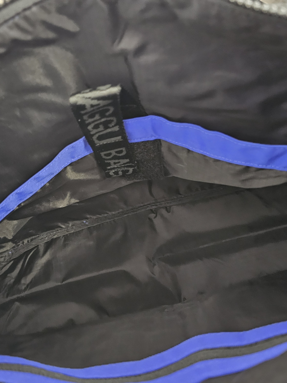 Baggu Large Cargo Crossbody Bag - Picture 7 of 7